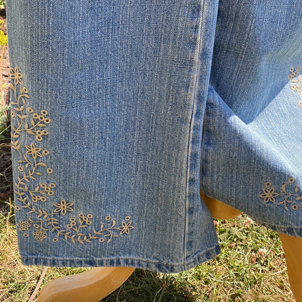 253- 1990'S UR Amazing❤️ Vintage Couple Embroidered Jeans & Knit Poncho Bundle - Picture 15 of 16
